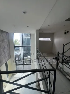 2bdrm Duplex in Lekki Phase 1 for rent