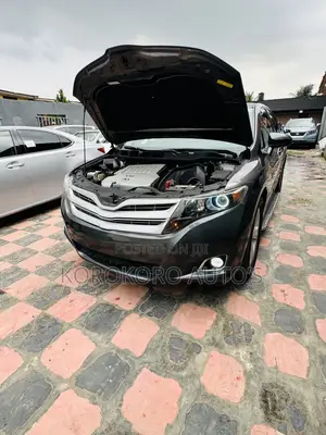 Toyota Venza LE 2013 Gray