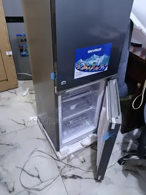 Skyrun Bcd 170k Stylish Grey Double Door Fridge