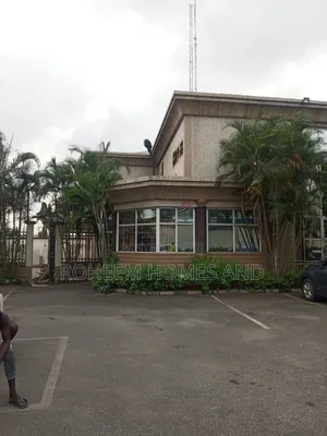 Hotel for Sale With Cofo.
