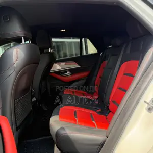 Mercedes-Benz GLE-Class 2021 White