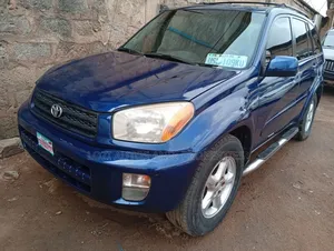 Toyota RAV4 2004 Blue a Najeriya don siyarwa Farashi a Jiji.ng