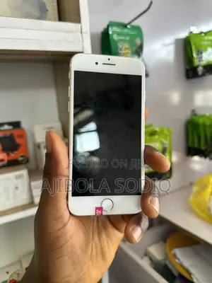 Apple iPhone 7 32 GB Gold