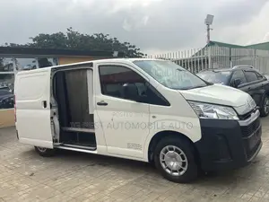 Toyota HiAce 2020 White
