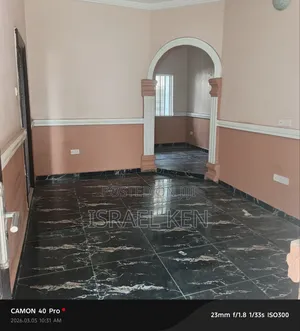 2bdrm Block of Flats in Otokutu, Warri for rent