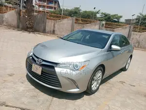 Toyota Camry 2015 Silver