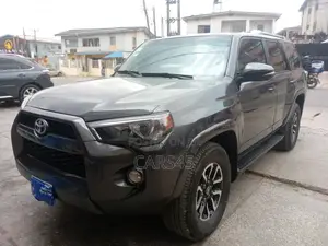 Toyota 4-Runner 2014 Gray
