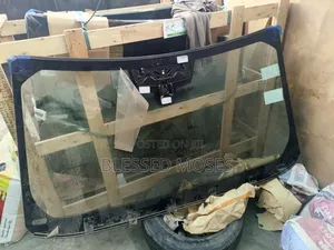 Renge Rover Discovery 2024 Front Windscreem
