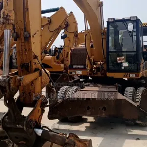 Caterpillar Escavator M318