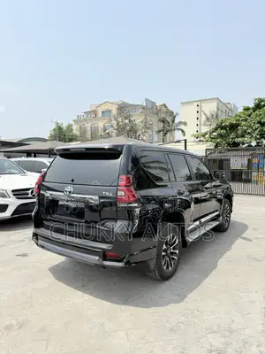 Toyota Land Cruiser Prado 2015 Black