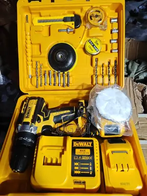 Dewalt Drill Machine With Polishing Pad