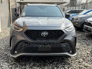 Toyota Highlander XSE FWD 2023 Gray