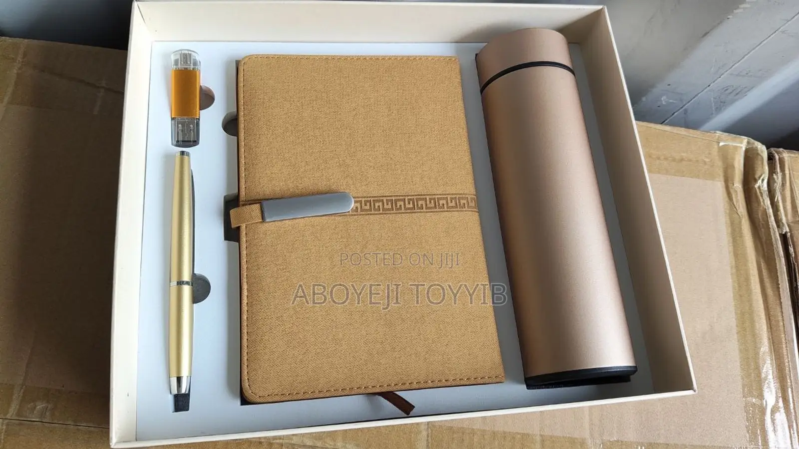 4-in-1 Office Essentials Set – Notebook, Pen, Flask Usb Drive