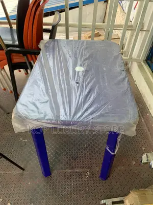 High Quality Executive Plastic Table
