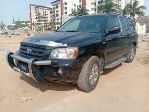 Toyota Highlander 2004 Black