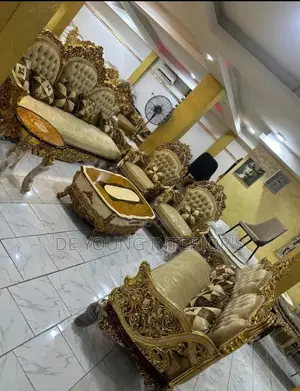 Royal Chair