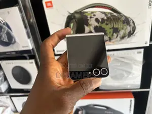 Samsung Galaxy Z Flip6 256 GB Silver