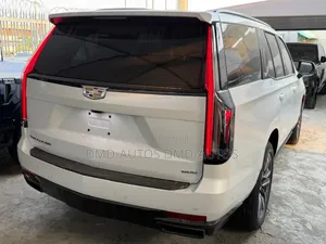 Cadillac Escalade 2022 White