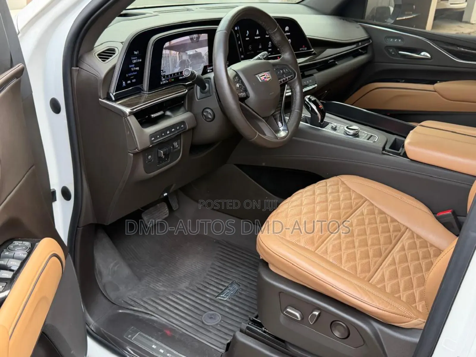 Cadillac Escalade 2022 White