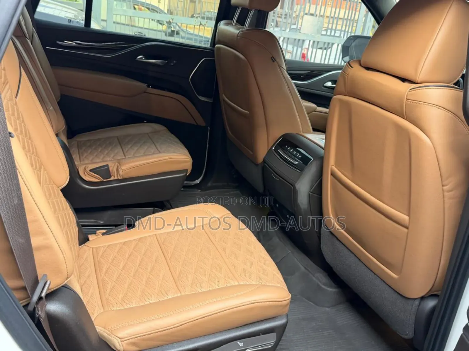 Cadillac Escalade 2022 White
