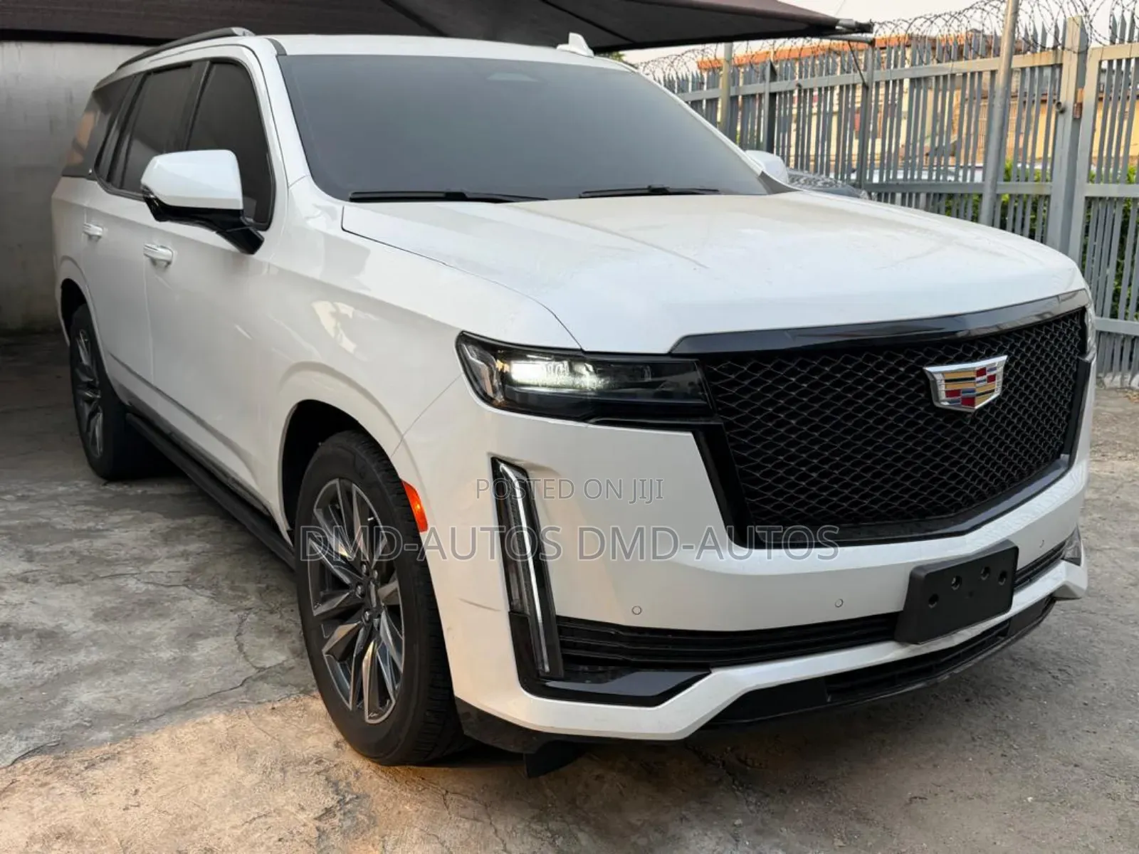 Cadillac Escalade 2022 White