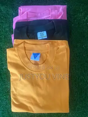 Plain T-Shirt