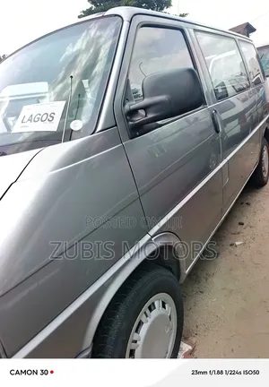Volkswagen Transporter 2004 Grey