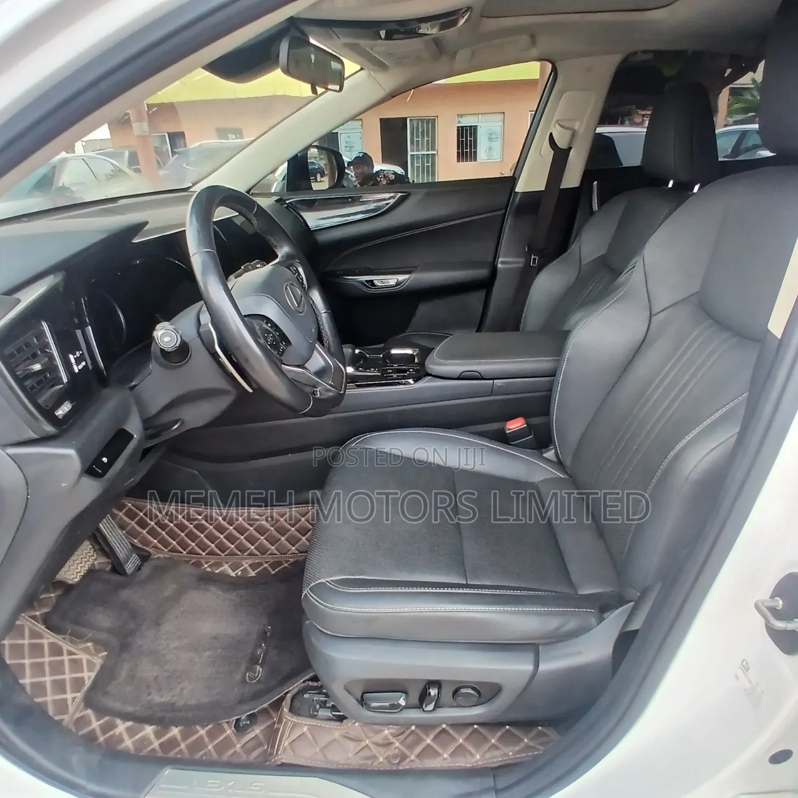 Lexus NX 2023 White