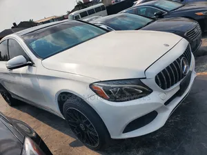 Mercedes-Benz C300 2015 White