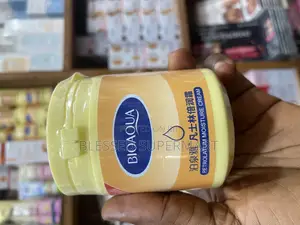 Bioaqua Petroleum Moisture Cream