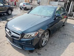 Mercedes-Benz E300 4Matic AWD Sedan (2.0L 4cyl 9A) 2017 Green