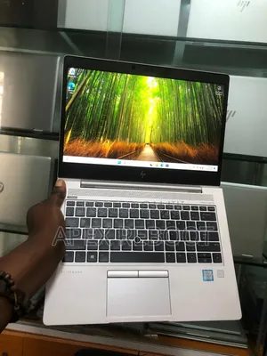 Laptop HP EliteBook 830 G5 8GB Intel Core i7 SSD 256GB