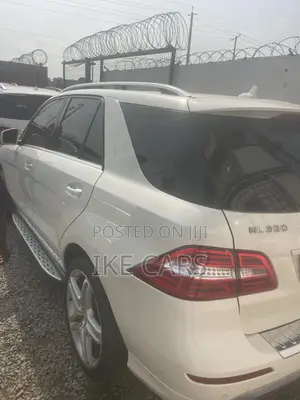 Mercedes-Benz M Class ML 350 4Matic 2013 White