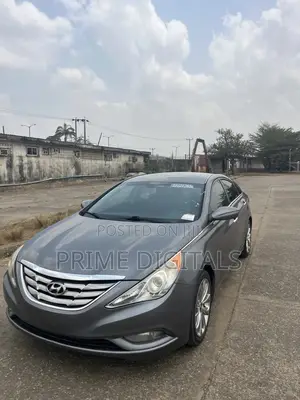 Hyundai Sonata Limited Sedan FWD (2.4L 4cyl 6A) 2013 Gray