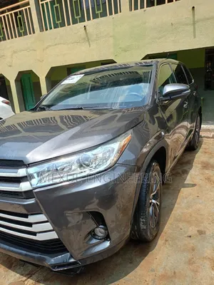 Toyota Highlander 2018 Gray