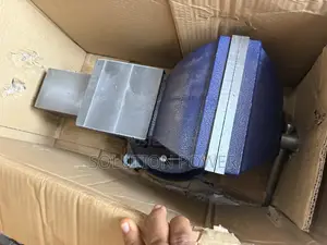 8” Industrial Bench Vice