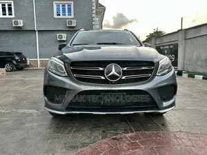 Mercedes-Benz GLE-Class AMG GLE 43 4MATIC 2017 Gray