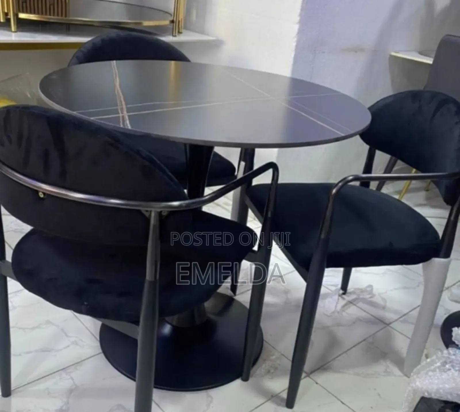Special Dinning Table With 3 Chairs Available