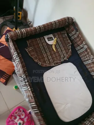 Baby Bed That Has Net Cover