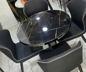 Round Dining Table With 4 Chairs for Sale