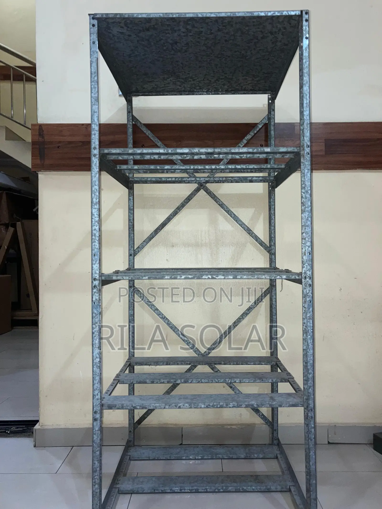 Telecom Rack for 16 Batteries