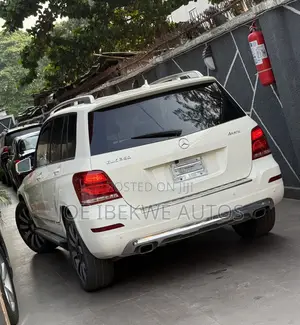Mercedes-Benz GLK-Class 350 4MATIC 2011 White