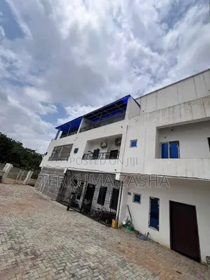 4bdrm Townhouse/Terrace in Mbora for sale