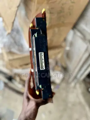 2003-06 Toyota Camry Factory Formica a/C Control Unit