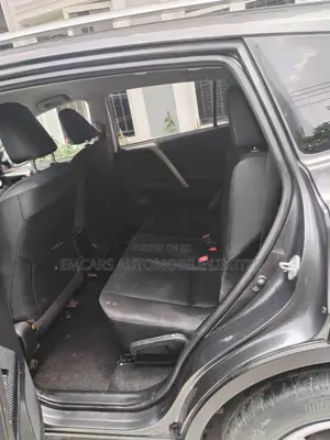 Toyota RAV4 LE 4dr SUV (2.5L 4cyl 6A) 2014
