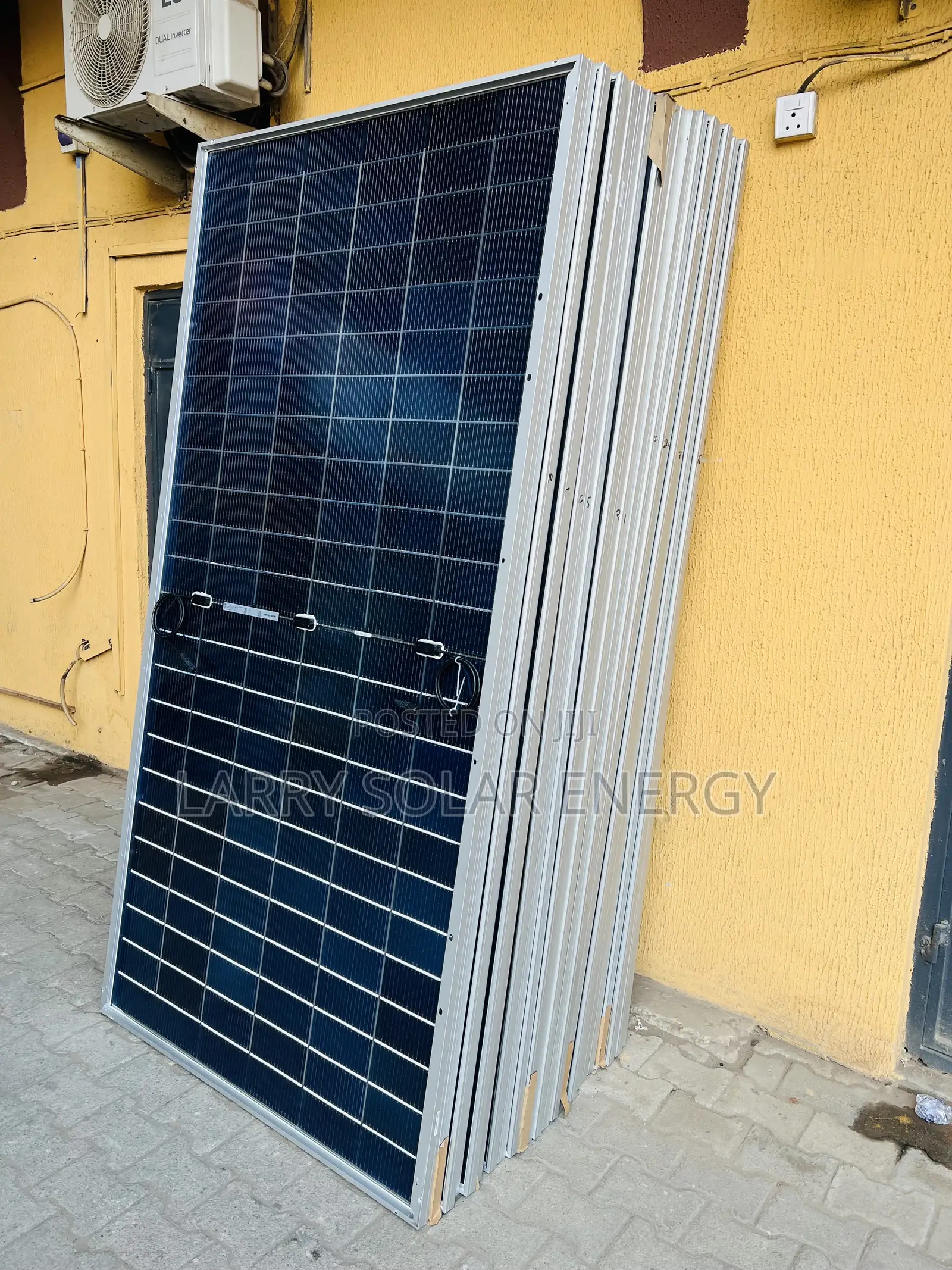 595w Original Jinko Solar Panel