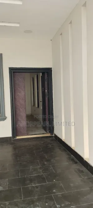 4bdrm Duplex in Lekki Phase 1 for sale