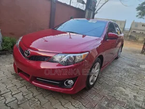 Toyota Camry SE Sport 4dr Sedan (2.5L 4cyl 6A) 2014 Red