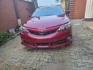 Toyota Camry SE Sport 4dr Sedan (2.5L 4cyl 6A) 2014 Red