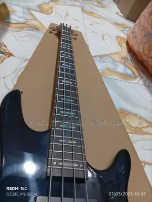 Yamaha Passive 4 Strings Bass Guitar